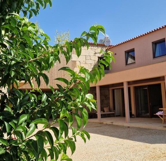 تختخواب و صبحانه Casa Lis