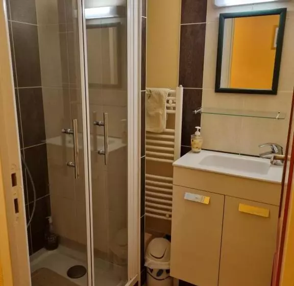 Aamiaismajoitus (B&B) Chambres D Hôtes Entre Niort Et Marais Poitevin