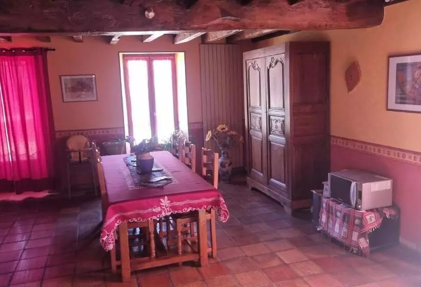 Aamiaismajoitus (B&B) Chambres D Hôtes Entre Niort Et Marais Poitevin