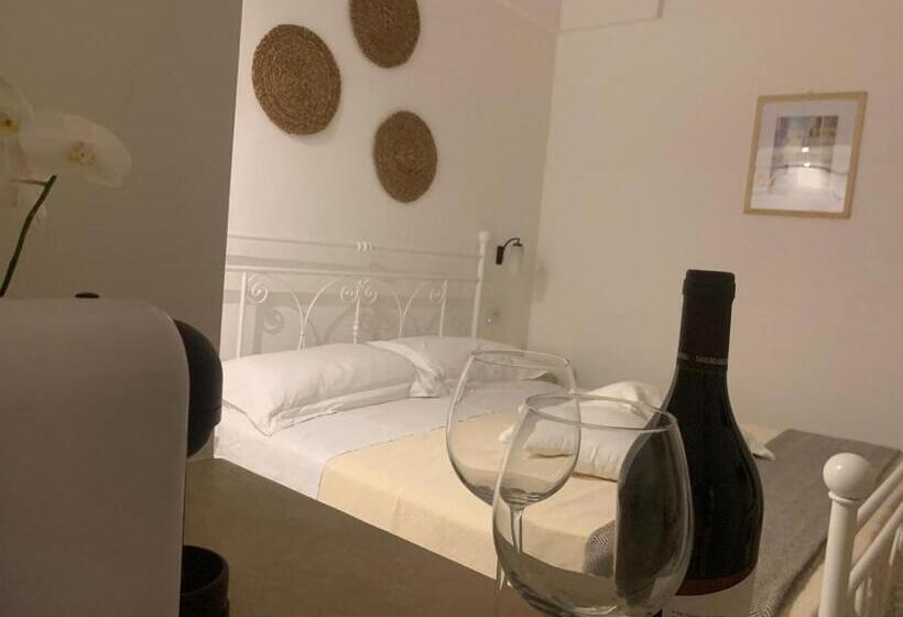 Bed and Breakfast Hostuni