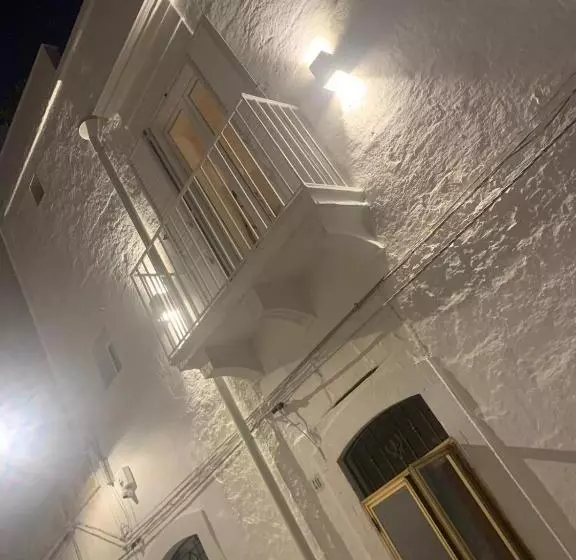 Aamiaismajoitus (B&B) Hostuni