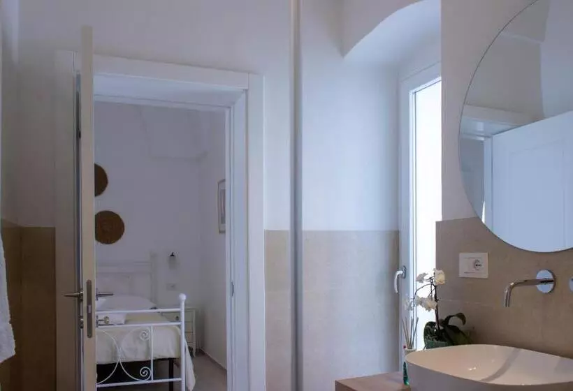 Aamiaismajoitus (B&B) Hostuni