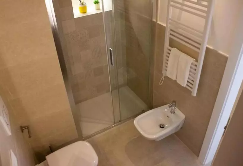 Aamiaismajoitus (B&B) Hostuni