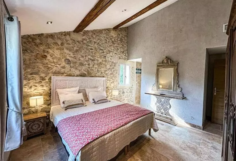 تختخواب و صبحانه Mas Leblanc Des Alpilles