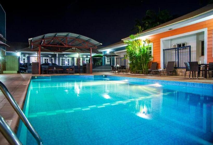 Broadfield Hotels Apo Residence