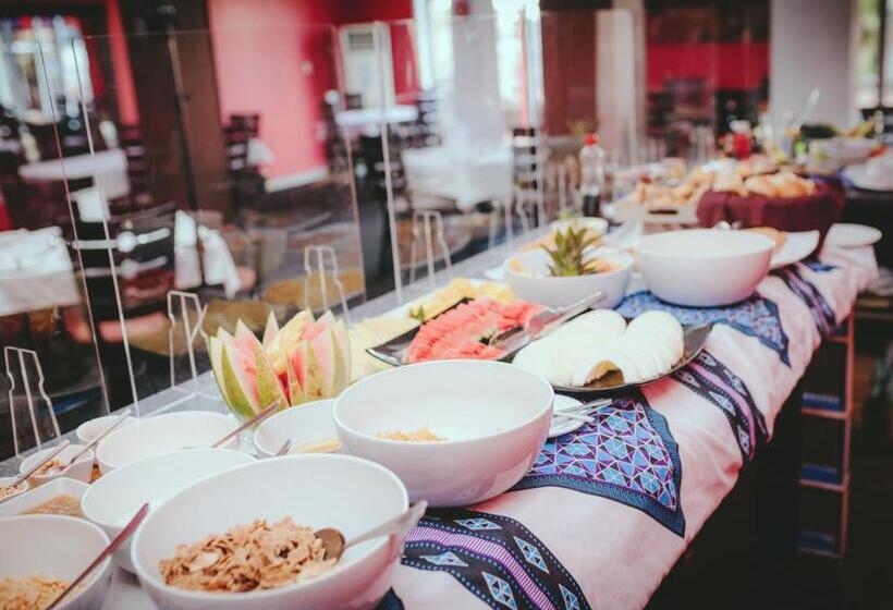 Broadfield Hotels Apo Residence