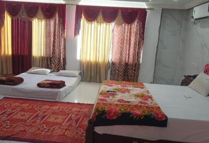 בית מלון כפרי Sri Saravana Rameswaram