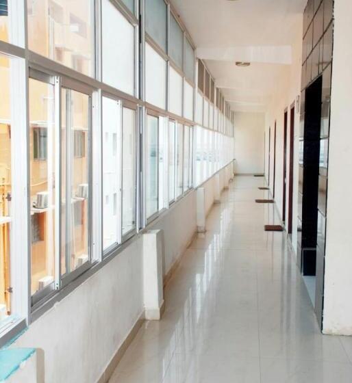 בית מלון כפרי Sri Saravana Rameswaram