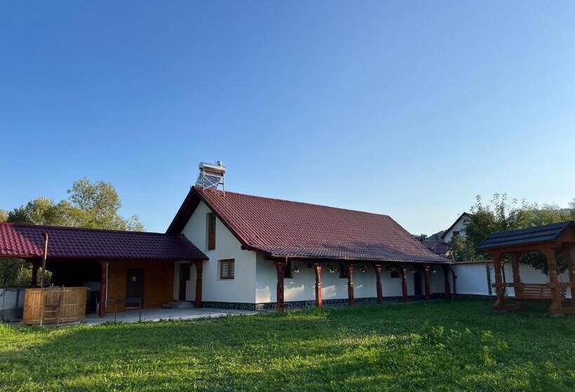 펜션 Casa Guriță