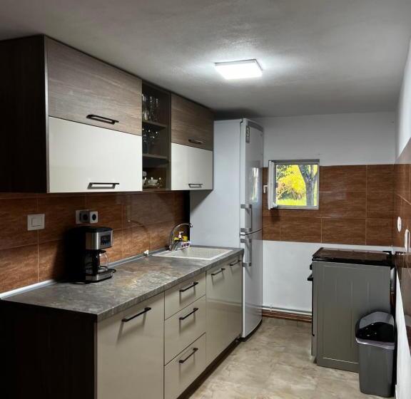 펜션 Casa Guriță