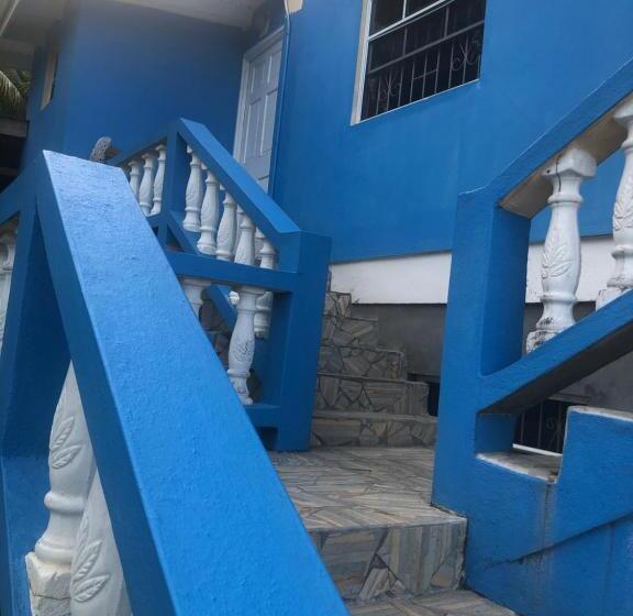 پانسیون Dreas Cozy Combo Special