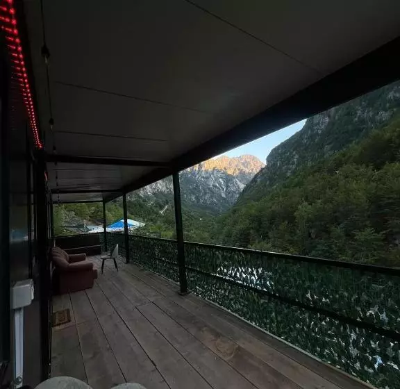 Pensió Guest House Waterfall Theth