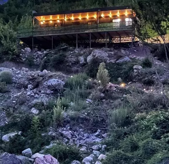 Pensió Guest House Waterfall Theth
