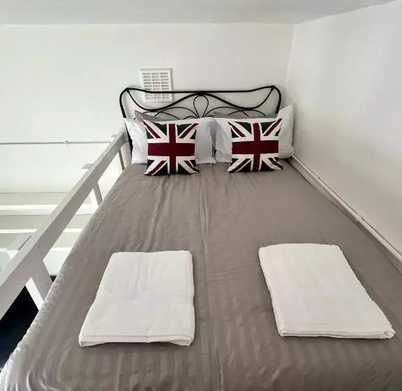 پانسیون Islington Budget Guesthouse