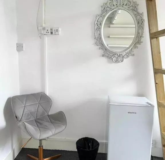 پانسیون Islington Budget Guesthouse
