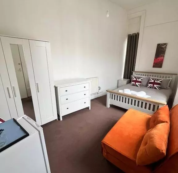 پانسیون Islington Budget Guesthouse