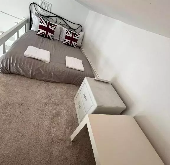 پانسیون Islington Budget Guesthouse