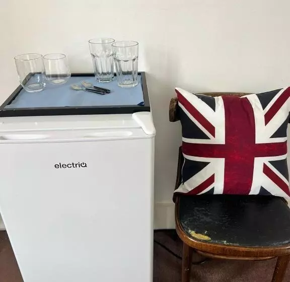 پانسیون Islington Budget Guesthouse