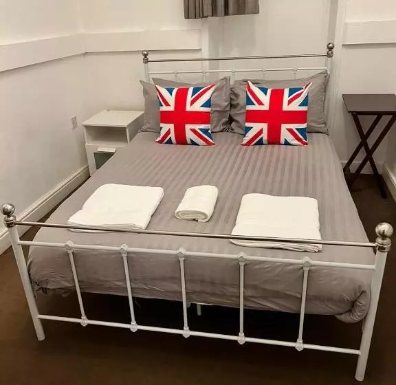 پانسیون Islington Budget Guesthouse