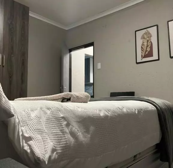 ペンション Sabadi Stays