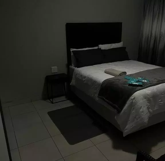 ペンション Sabadi Stays