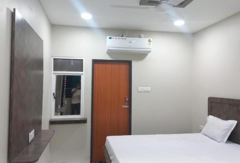 פנסיון Shri Kushal Heritage