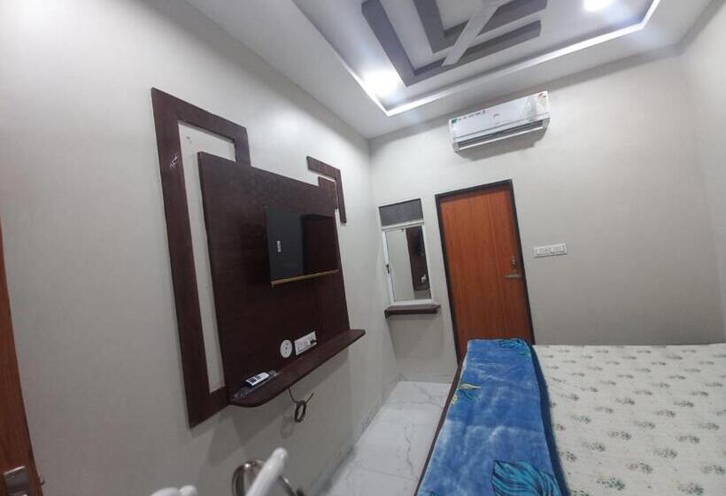 פנסיון Shri Kushal Heritage