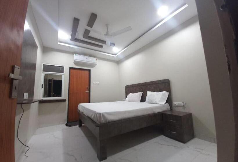 פנסיון Shri Kushal Heritage