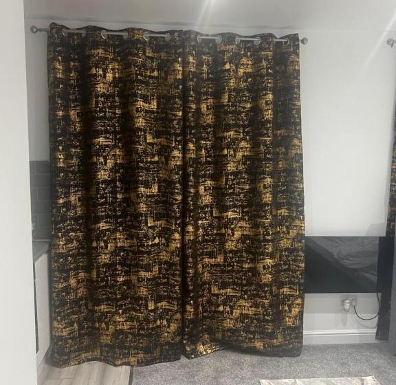 Panzió Spacious Self Contained Studio