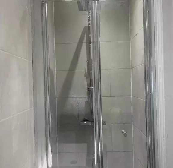 Majatalo Spacious Self Contained Studio