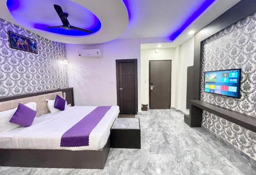Bagga Kuteer ! Haridwar होटल बग्गा कुटीर ஹோட்டல் பக்கா குடிசை Fully Air Conditioned Hotel, Lift Wifi