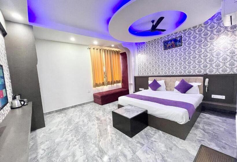 Bagga Kuteer ! Haridwar होटल बग्गा कुटीर ஹோட்டல் பக்கா குடிசை Fully Air Conditioned Hotel, Lift Wifi