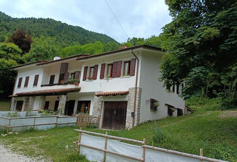 مبيت وإفطار Casa Ciclamina