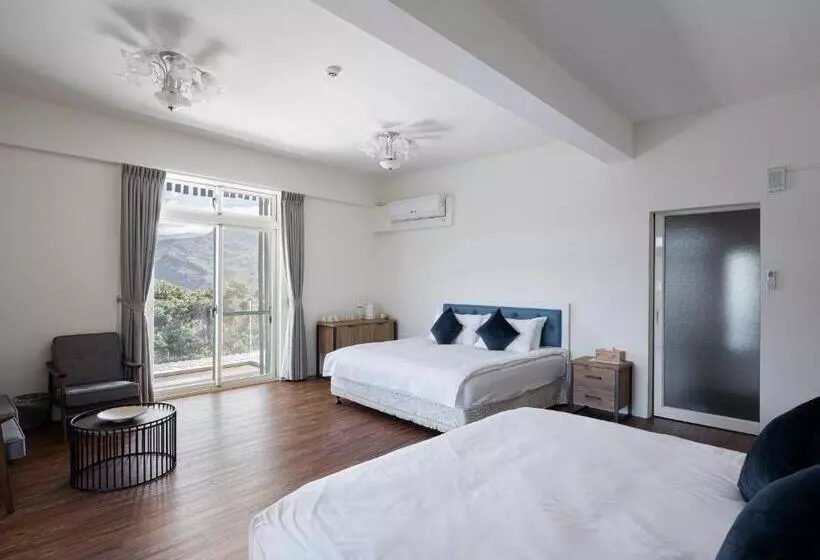 تختخواب و صبحانه Kilar Mountain Villa