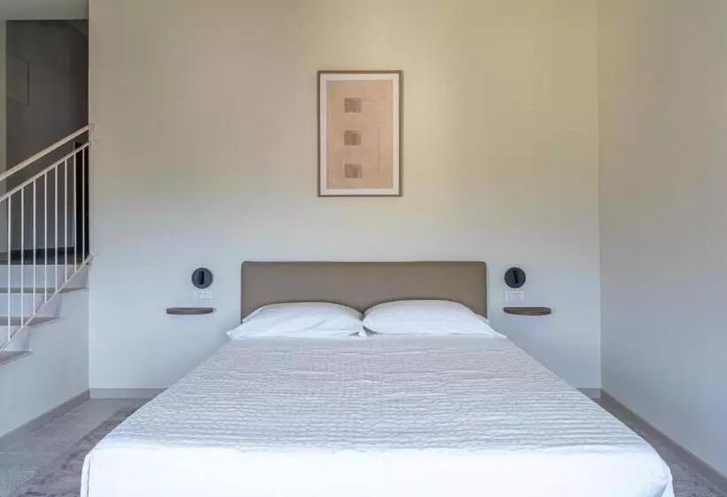 تختخواب و صبحانه The Lake Suites   Luxury Stay In Lazise