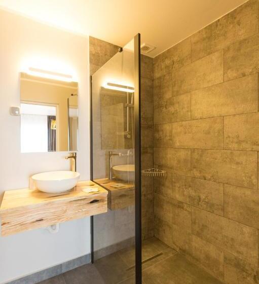 هتل Complex Turistic Veverita