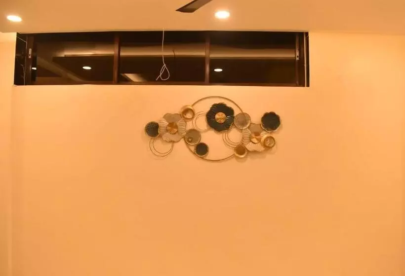 Hotelli Hari International