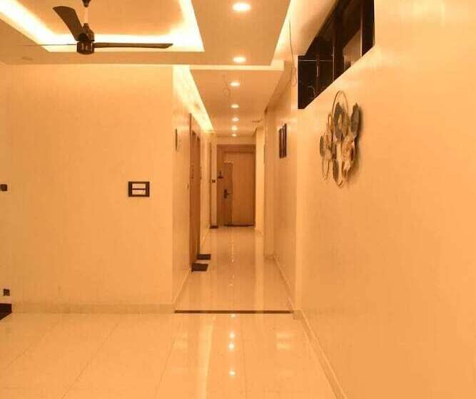 Hotel Hari International