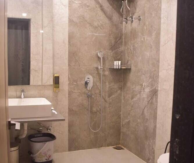 Hotel Hari International