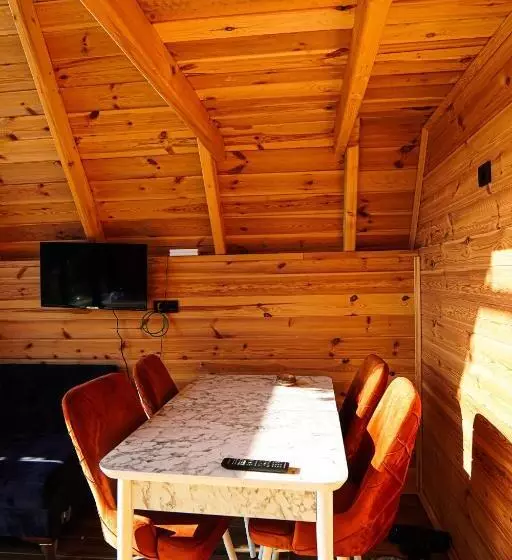 Hotelli Heidi Bungalov