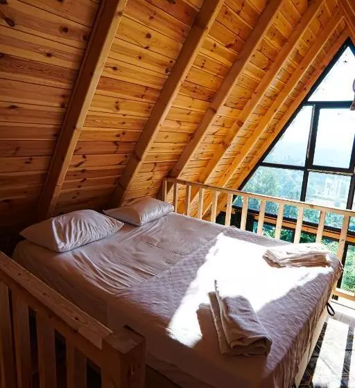 Hotelli Heidi Bungalov