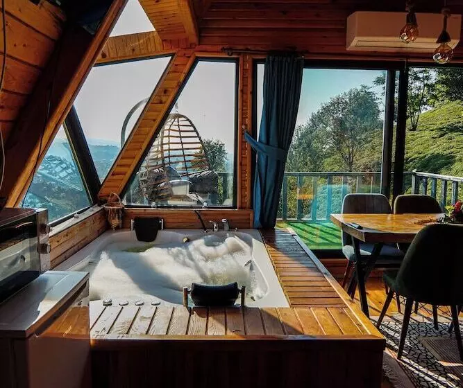 Hotelli Heidi Bungalov