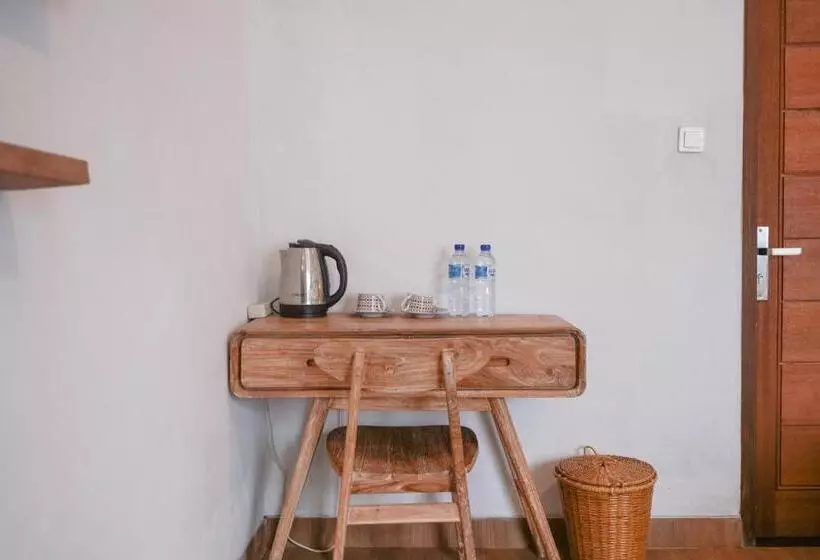 ホテル Urbanview Villa Pondok Uma Sari Near Ubud