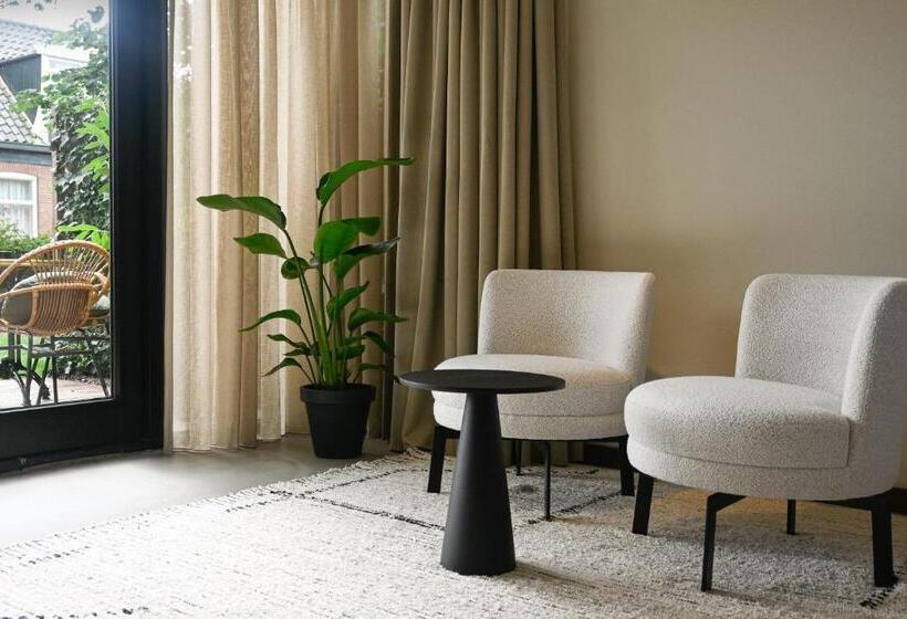 בית מלון כפרי Van Heeckeren City Centre Jacuzzi Lofts