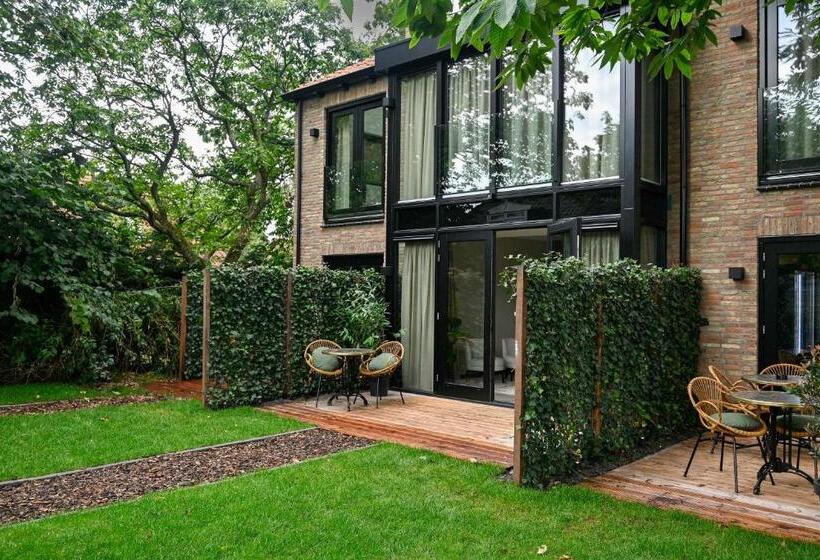 בית מלון כפרי Van Heeckeren City Centre Jacuzzi Lofts