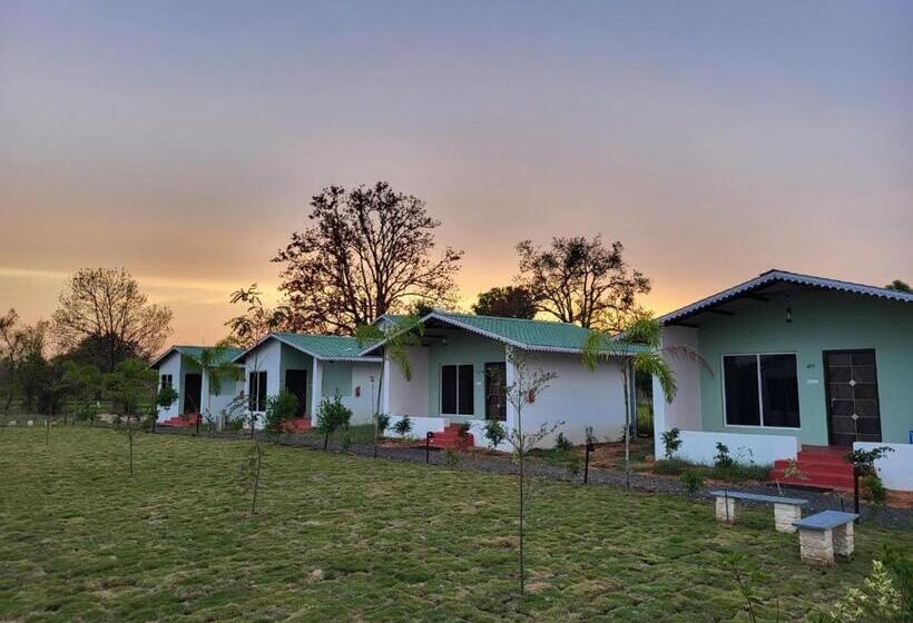 Nature S Sprout Kulamama Resort Pench