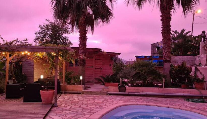 بنسيون Casa Versini