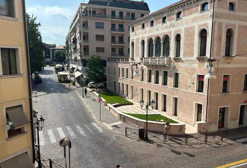 پانسیون Da Lydia