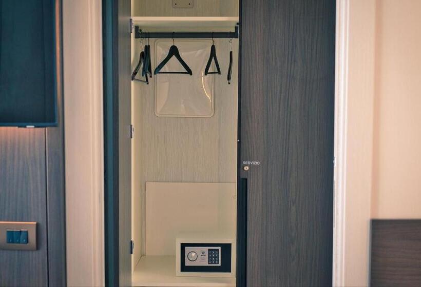 Пансион Dominus Luxury Apartment