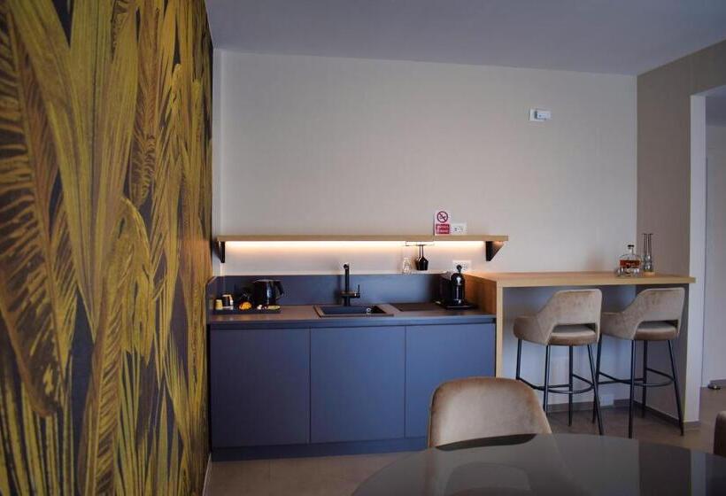 Пансион Dominus Luxury Apartment